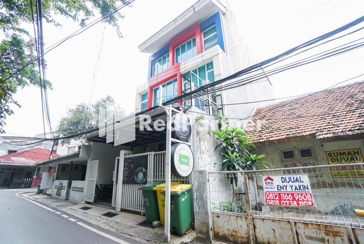 Eascot Hotel Mitra Reddoorz Jakarta Luaran gambar