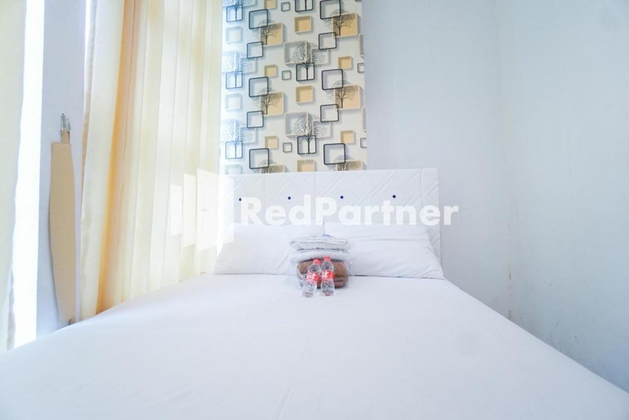 Eascot Hotel Mitra Reddoorz Jakarta Luaran gambar
