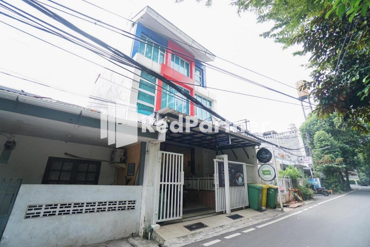 Eascot Hotel Mitra Reddoorz Jakarta Luaran gambar